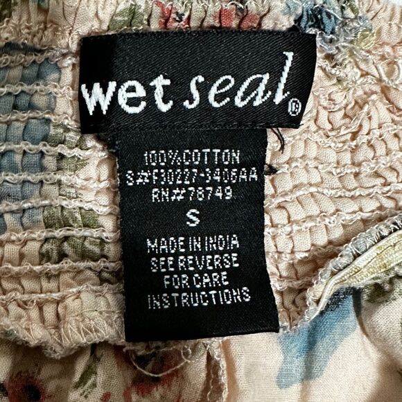 Wet Seal jumpsuit floral romper - Picture 10 of 10